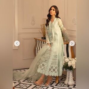 Ansab Jahangir size medium